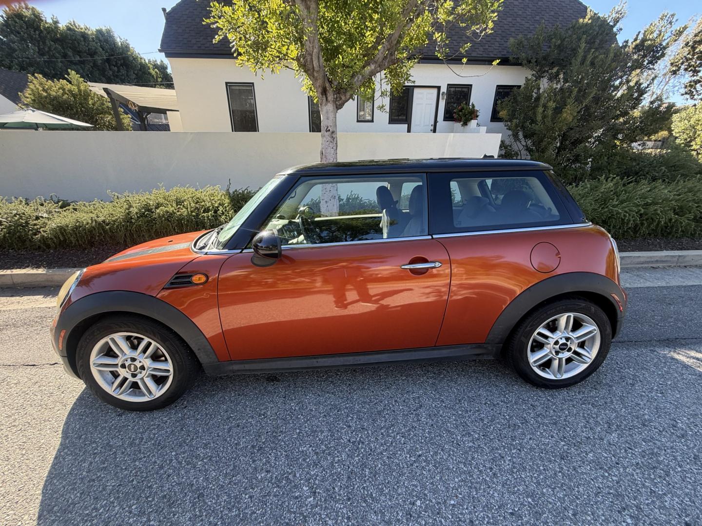2011 Spice Orange Metallic /Black Mini Cooper Base (WMWSU3C57BT) with an 1.6L L4 DOHC 16V TURBO engine, Manual transmission, located at 30 S. Berkeley Avenue, Pasadena, CA, 91107, (626) 248-7567, 34.145447, -118.109398 - 2011 MINI Cooper Hardtop (Low Mileage: 72,918 Miles / Spice Orange) – Pasadena Buy Here Pay Here | In-House Financing & Guaranteed Approval List Price: $6773+| Dealer Document Fee: +$85.00 | Electronic Filing Fee: +$37.00 | Crown City Motors Price: $6895 Drive today with bad credit, no credit,- Photo#1