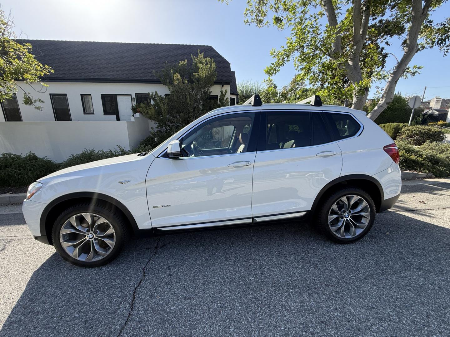 2015 BMW X3 xDrive28i (5UXWX9C5XF0) with an 2.0L L4 DOHC 16V engine, 8-Speed Automatic transmission, located at 30 S. Berkeley Avenue, Pasadena, CA, 91107, (626) 248-7567, 34.145447, -118.109398- Photo#1