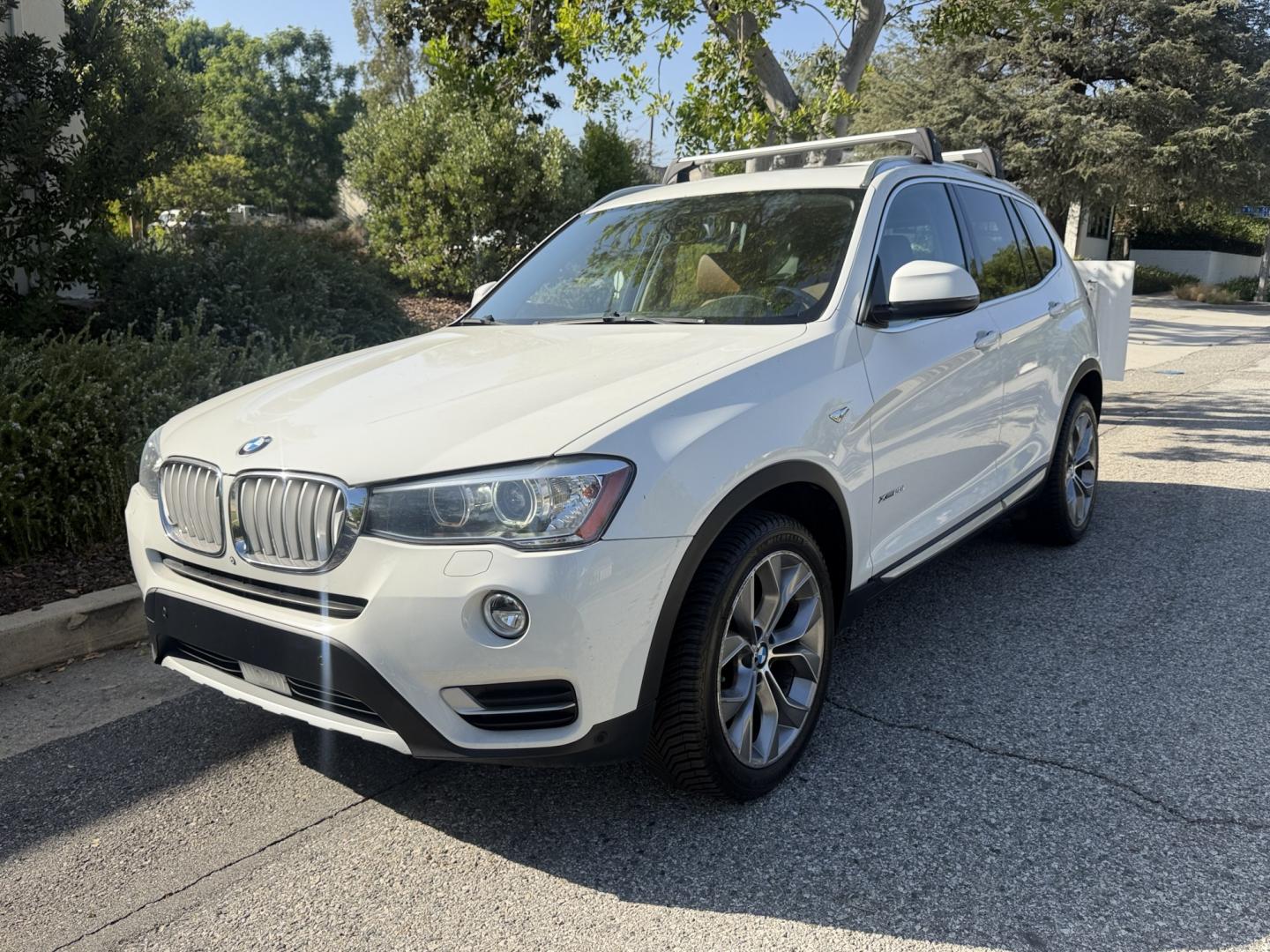 2015 BMW X3 xDrive28i (5UXWX9C5XF0) with an 2.0L L4 DOHC 16V engine, 8-Speed Automatic transmission, located at 30 S. Berkeley Avenue, Pasadena, CA, 91107, (626) 248-7567, 34.145447, -118.109398- Photo#0