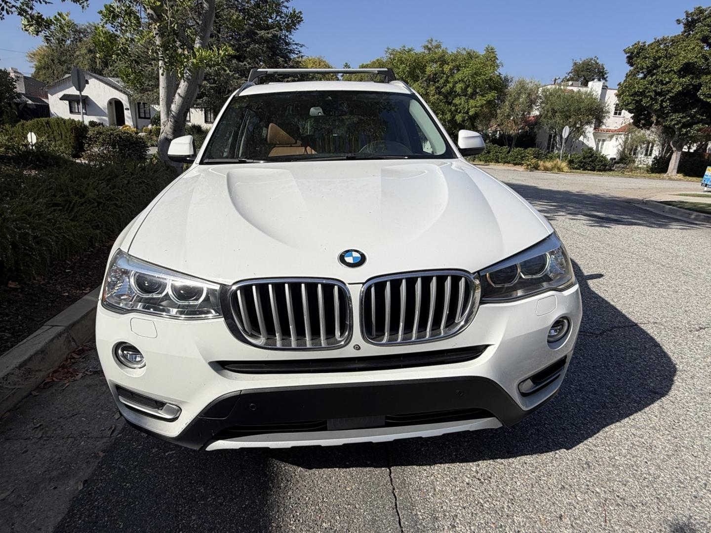 2015 BMW X3 xDrive28i (5UXWX9C5XF0) with an 2.0L L4 DOHC 16V engine, 8-Speed Automatic transmission, located at 30 S. Berkeley Avenue, Pasadena, CA, 91107, (626) 248-7567, 34.145447, -118.109398- Photo#3