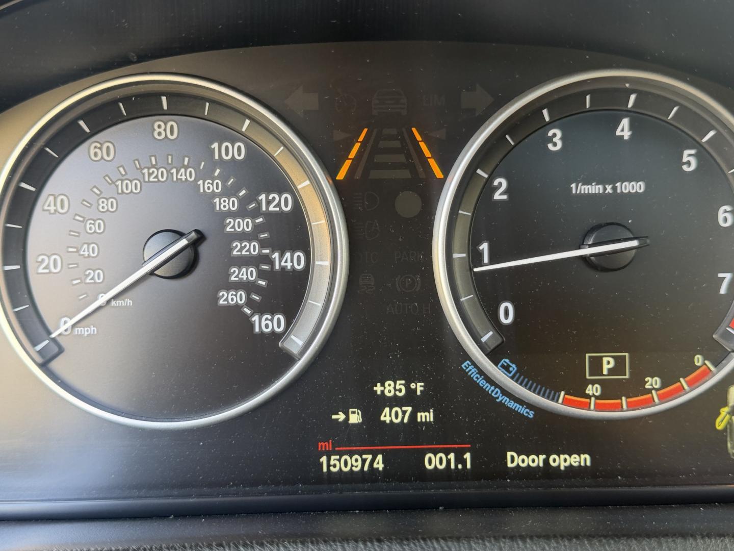 2015 BMW X3 xDrive28i (5UXWX9C5XF0) with an 2.0L L4 DOHC 16V engine, 8-Speed Automatic transmission, located at 30 S. Berkeley Avenue, Pasadena, CA, 91107, (626) 248-7567, 34.145447, -118.109398- Photo#22