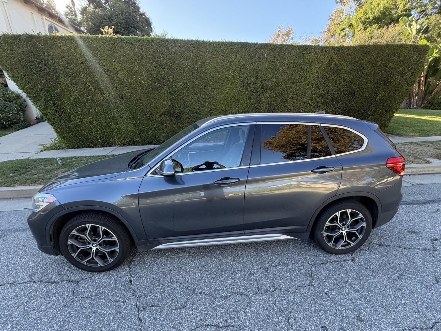 2020 Gray metallic /Black BMW X1 sDrive28i (WBXJG7C09L5) with an 2.0L L4 DOHC 16V engine, 8A transmission, located at 30 S. Berkeley Avenue, Pasadena, CA, 91107, (626) 248-7567, 34.145447, -118.109398- Photo#1